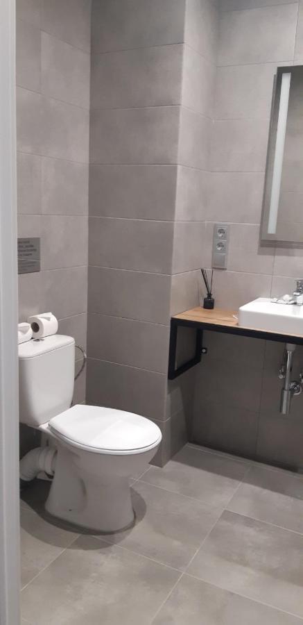 Zbruch Palace Hotel Volochys'k المظهر الخارجي الصورة
